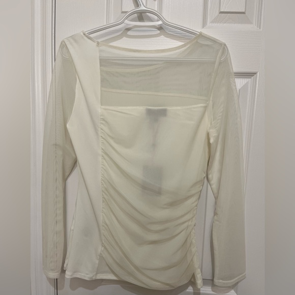 NWT DKNY White Ruffled Top - Picture 3 of 3